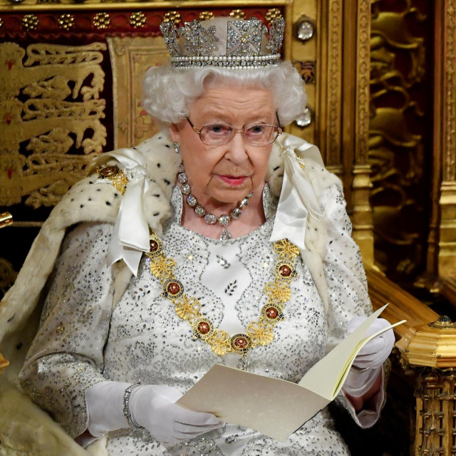 Kraljica Elizabeta II