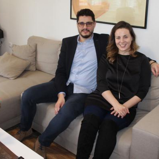 Bračni par Jelić u svom domu
 