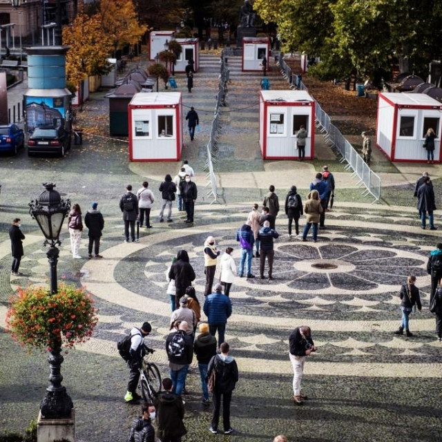 testiranje na covid-19 u Bratislavi 