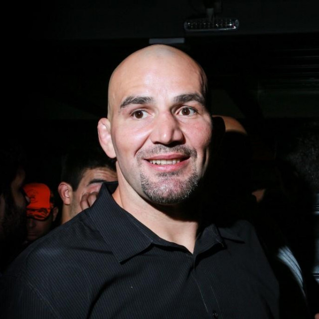 Glover Teixeira
