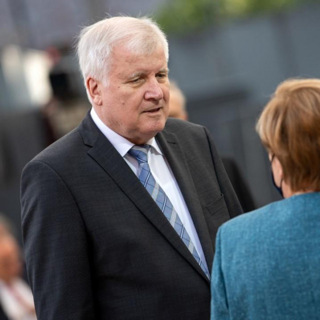 Horst Seehofer i Angela Merkel