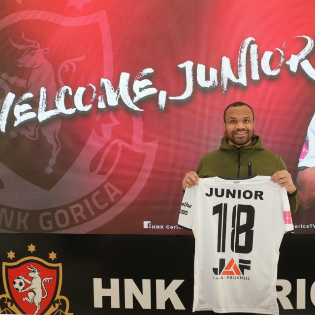 Serge-Junior Martinsson Ngouali