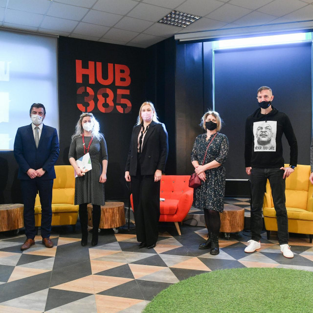 Hanza Media online panel Najbrži prst