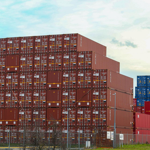 Luka Rotterdam, ilustrativna fotografija