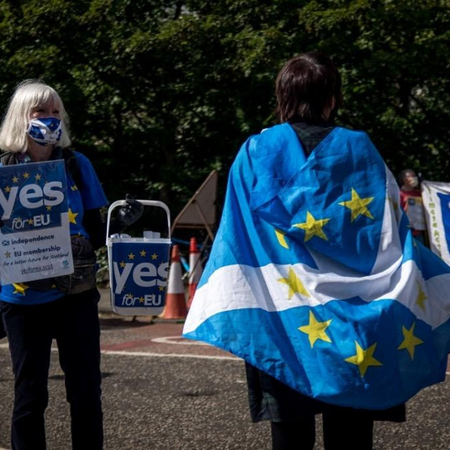 Prizor aktivista na prosvjedu za osamostaljenje Škotske i njezino učlanjenje u Europsku uniju (arhiva)