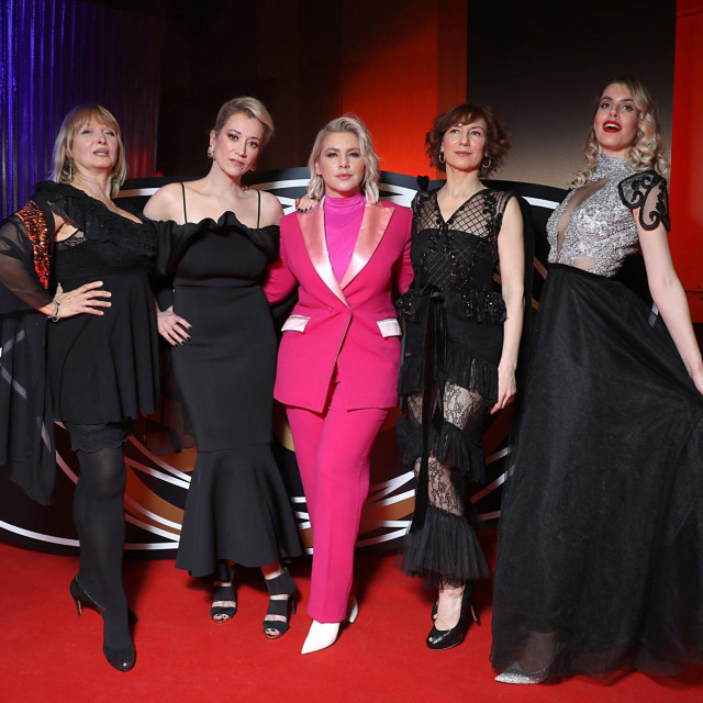 Ksenija Prohaska, Lana Barić, Ana Begić Tahiri, Darija Lorenci Flatz, Mada Peršić