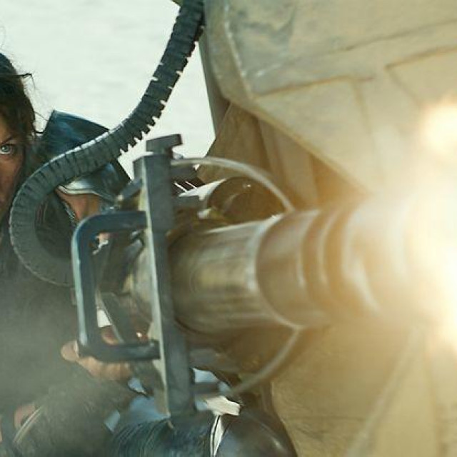 Milla Jovovich, Monster Hunter