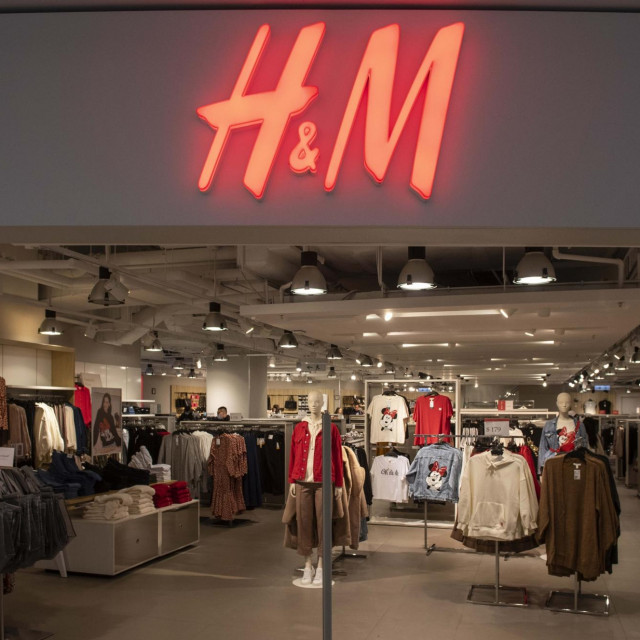 Hennes & Mauritz, H&M, trgovina u Hong Kongu