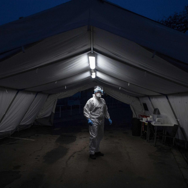 Testiranje na koronavirus u češkoj prijestolnici Pragu