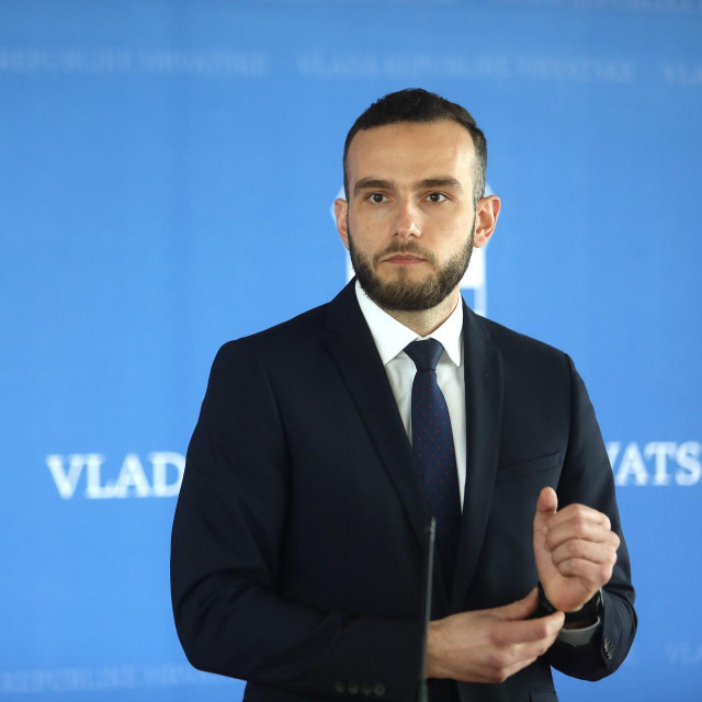Josip Aladrović