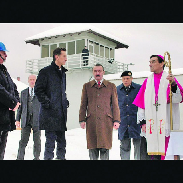 ”KOJA JE OVO DRŽAVA”;
hrv.-srp.-polj. polit. satira, 2018.;
R: Vinko Brešan;
HRT 3; 22.00 h