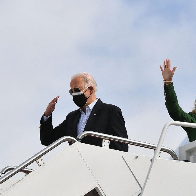 Joe Biden i Prva dama Jill pri dolasku u Teksas