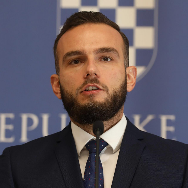 Josip Aladrović