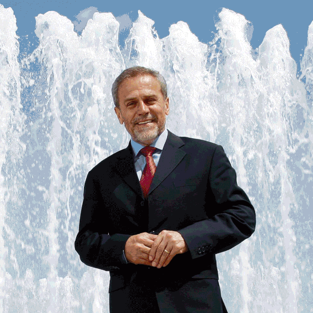 Politička karijera Milana Bandića kroz fotografije