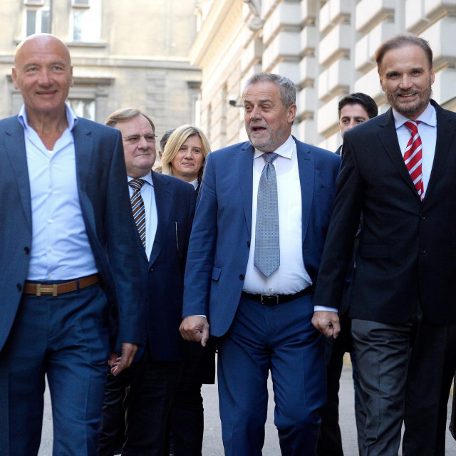 Petar Pripuz, Milan Bandić i odvjetnici (arhiva, 2018.)