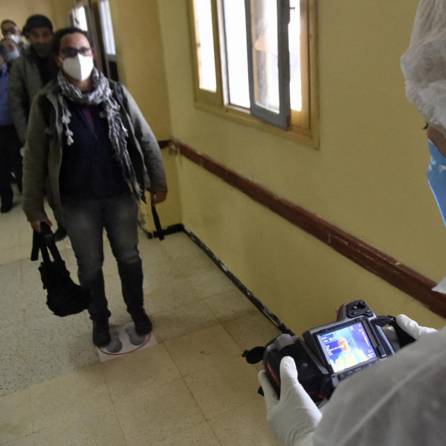 Mjerenje temperature u zračnoj luci