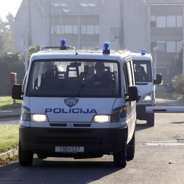 Arihvska fotografija, policija
