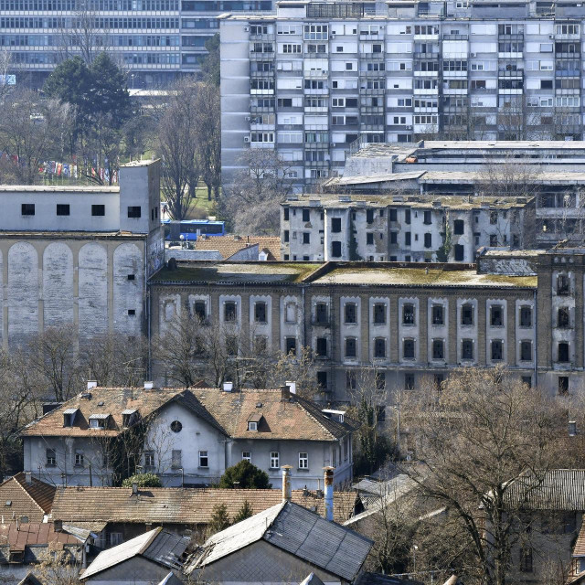 Panoramski pogled na Paromlin