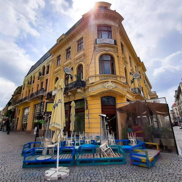 Prizor s ulica Bukurešta/arhivska fotografija