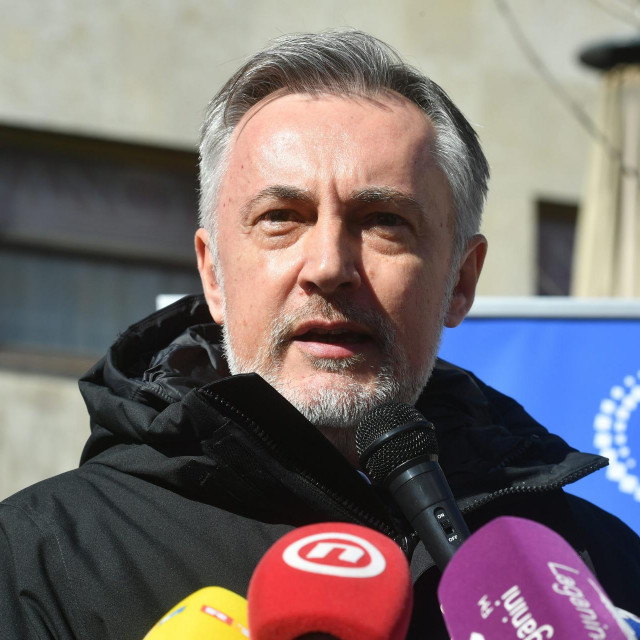 Miroslav Škoro
