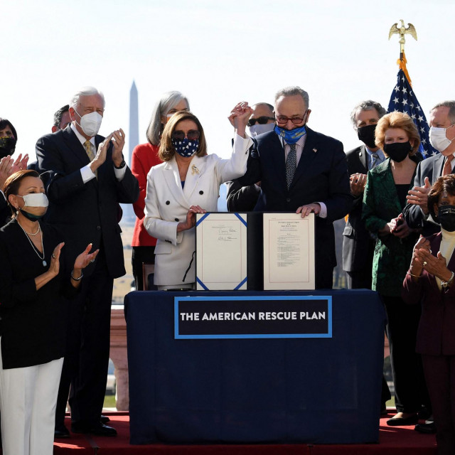 Nancy Pelosi i Chuck Schumer