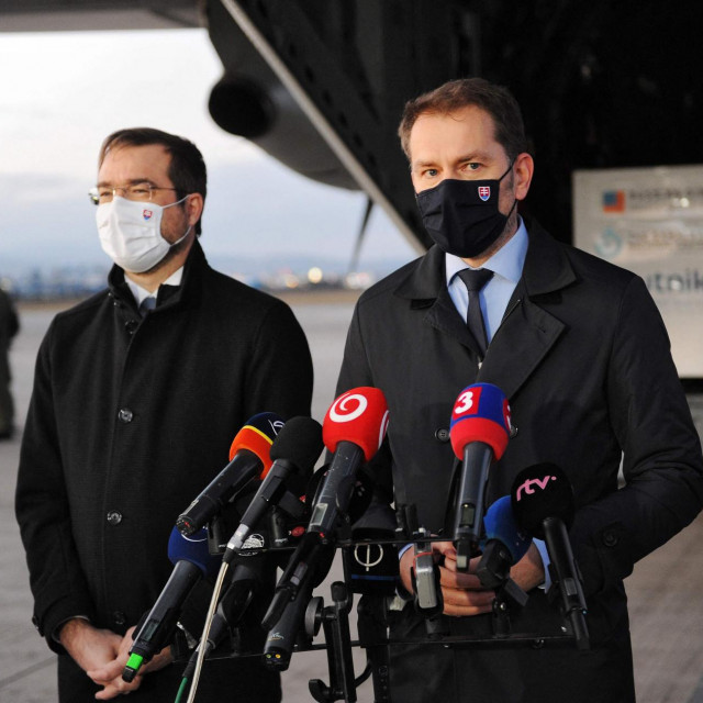 Premijer Igor Matovič i  ministar zdravstva Marek Krajci