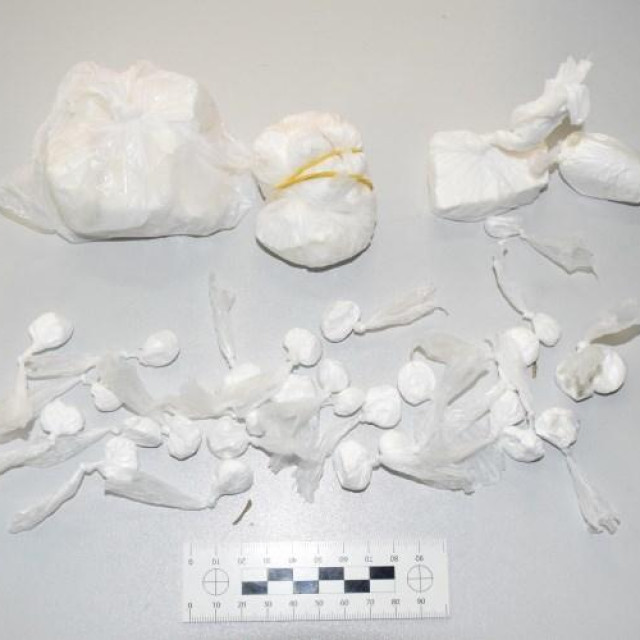 Diler uhvaćen s kokainom