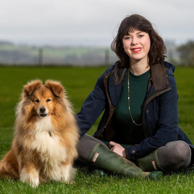 Louise Geller i Jasper
 