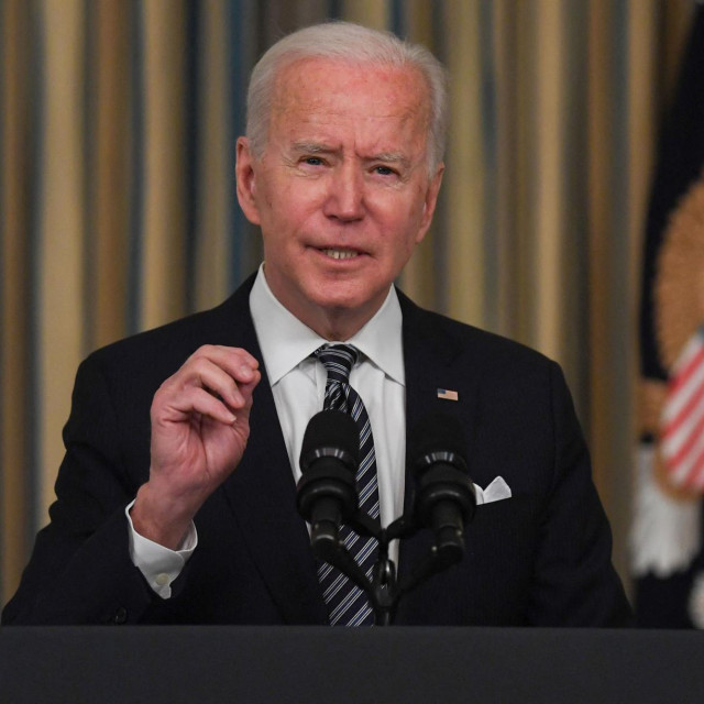 Biden je prošloga tjedna najavio da će svi odrasli Amerikanci do 1.5. primiti cjepivo, a EU bi do rujna mogla cijepiti tek 70 posto ljudi