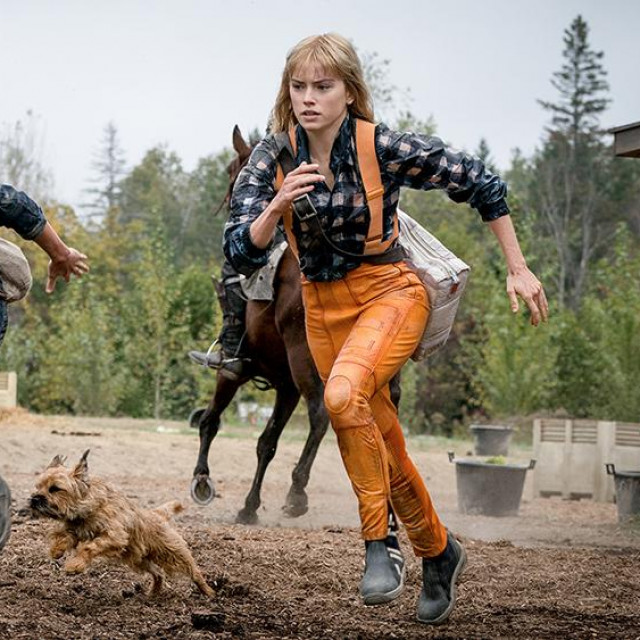 Scena iz filma ”Hodajući kaos” (Chaos Walking)