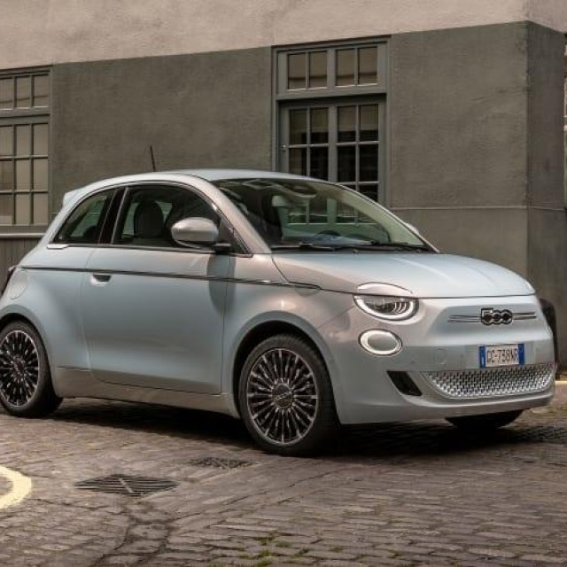 Novi Fiat 500