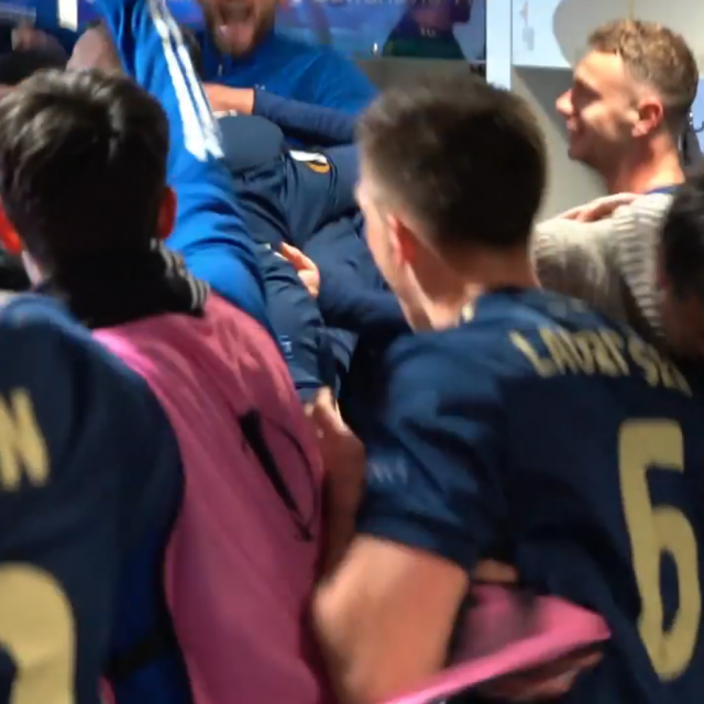 Zoran Mamić u svlačionici