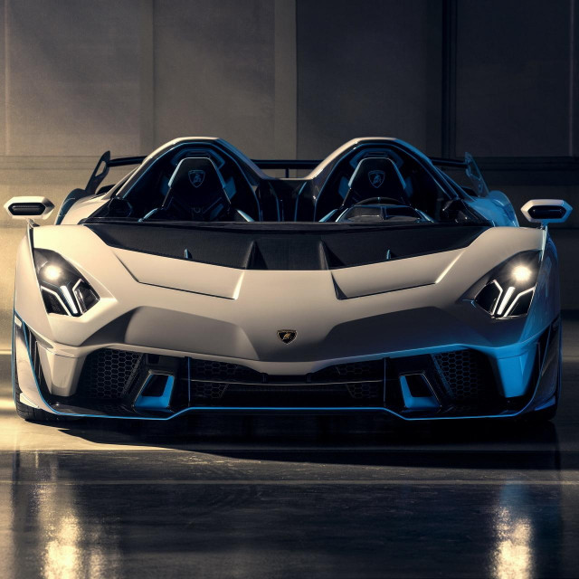 Lamborghini SC20 Squadra Corse