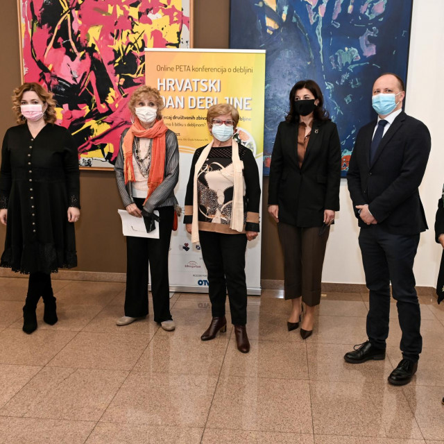 Ivana Portolan Pajić, Sonja Njunjić, Mirjana Burić Moskaljov, Sanja Musić Milanović, Davor Štimac i Antonija Balenović