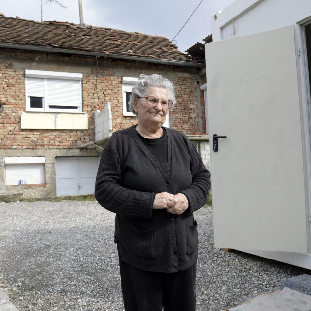 Baka Ruža Budek još uvijek živi u kontejneru