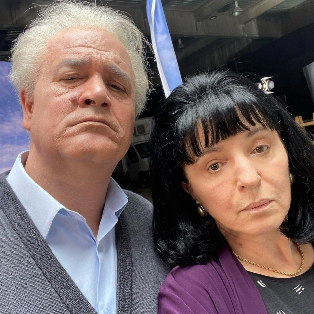Bračni par Milošević, Slobodan i Mirjana, odnosno glumci Boris Isaković i Mirjana Karanović
