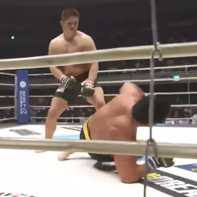 Tsuyoshi Sudario vs Kazushi Miyamoto