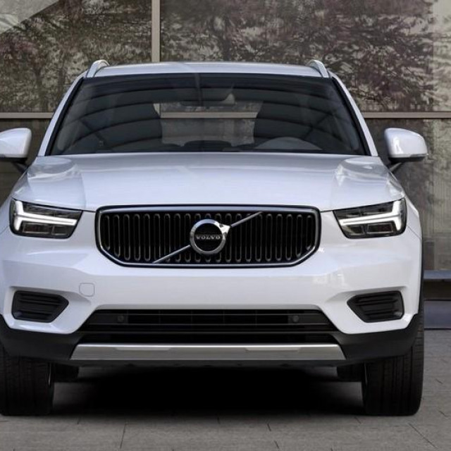 Volvo XC40 Momentum
