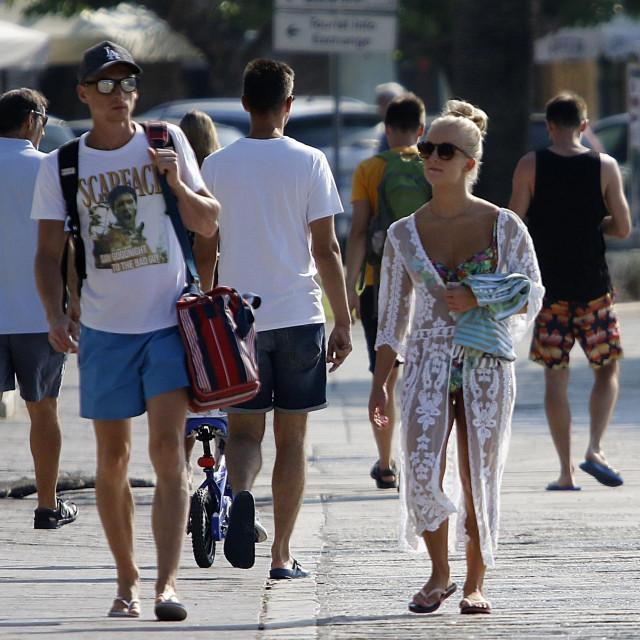 O uspjehu turističke sezone ovise tisuće i tisuće radnih mjesta, kao i punjenje državnog proračuna