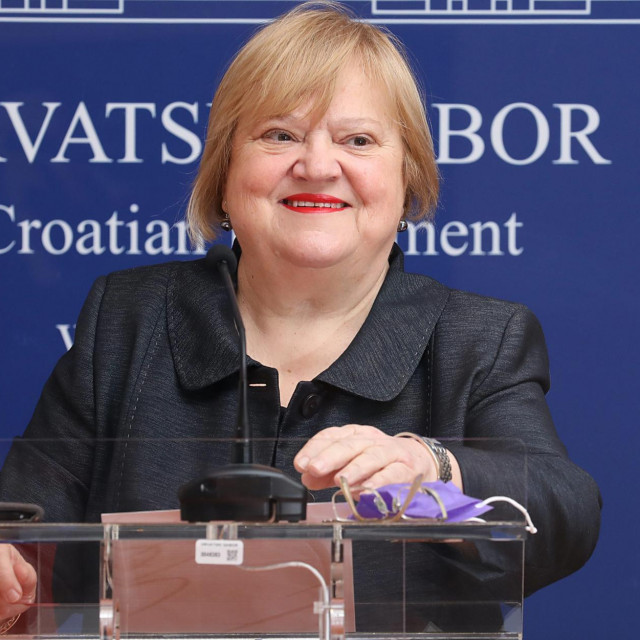 Anka Mrak Taritaš