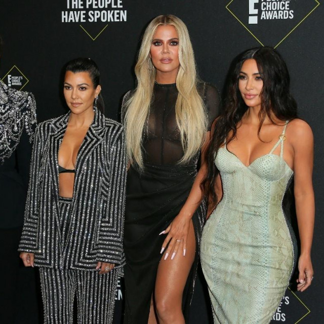 Kris Jenner, Kourtney Kardashian, Khloé Kardashian i Kim Kardashian 