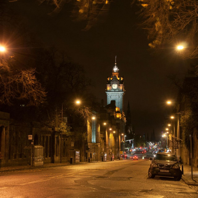 Edinburgh noću