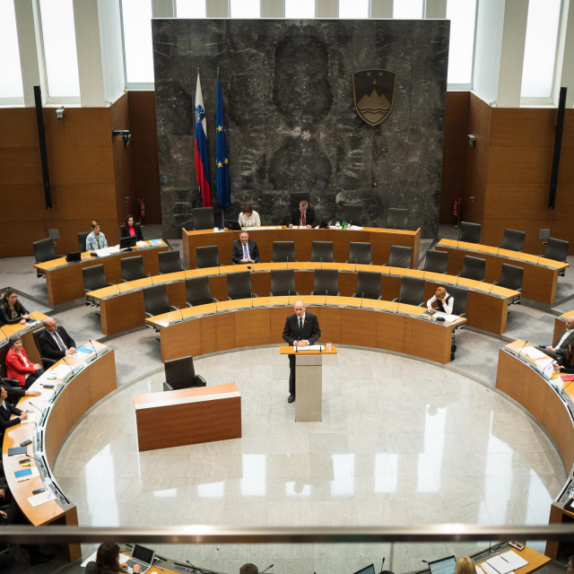 Slovenski parlament