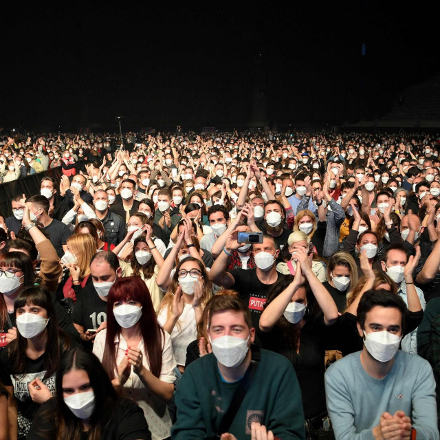 Koncert grupe Love of Lesbian u Barceloni