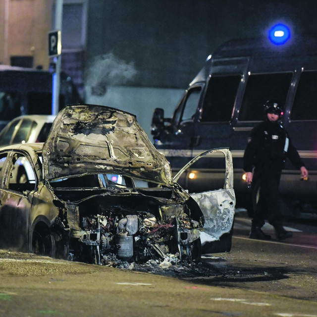Red na ulicama nije više tema za starije ili radnike, za desnicu ili ljevicu, o tome sada svi govore. I žele rezultate.