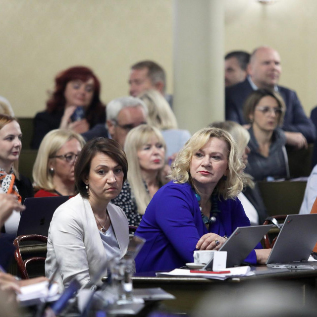 Jelena Pavičić Vukičević i Olivera Majić