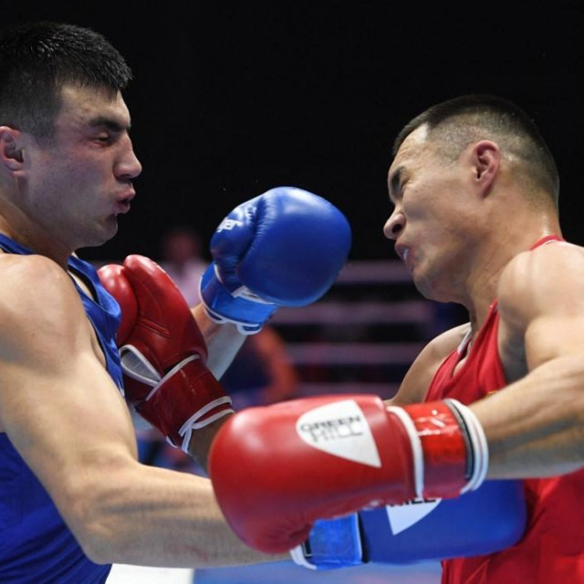 Bakhodir Jalolov vs. Kamshybek Kunkabayev (SP 2019.)