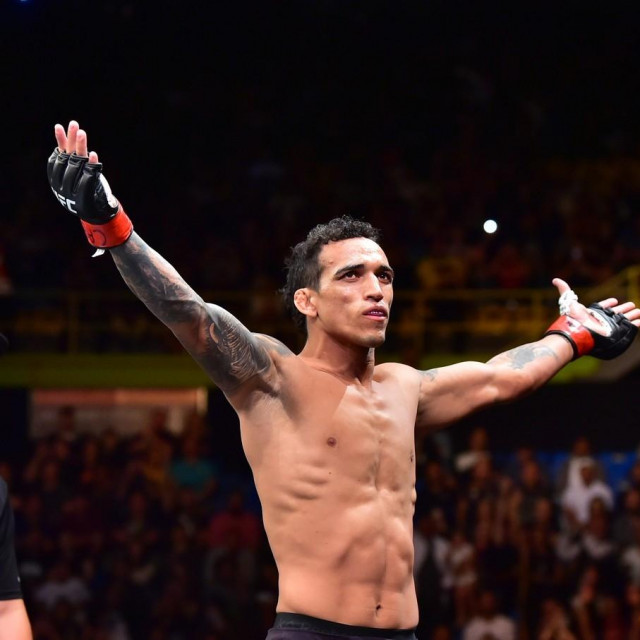 Charles Oliveira