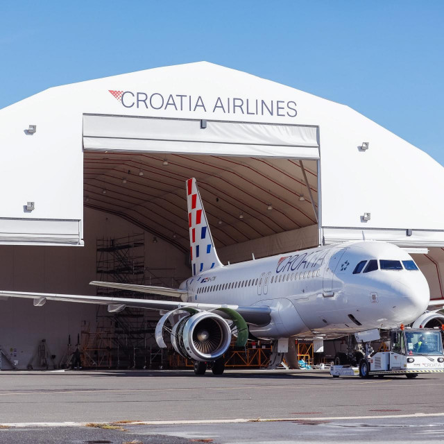 Avion Croatia Airlinesa