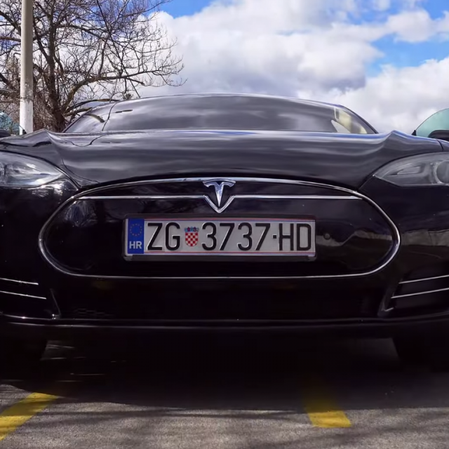 Tesla Model S